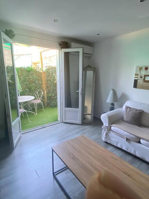 Jolie Appartement Avec Piscine La Roquette-sur-Siagne ภายนอก รูปภาพ